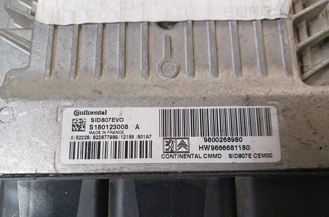 Calculateur moteur Peugeot 208 I (CA_, CC_) 1.6 hdi (2012) occasion