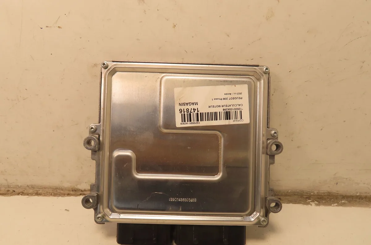 Calculateur moteur Peugeot 208 II (UB_, UP_, UW_, UJ_) 1.2 puretech 100 (2019) 5 portes occasion