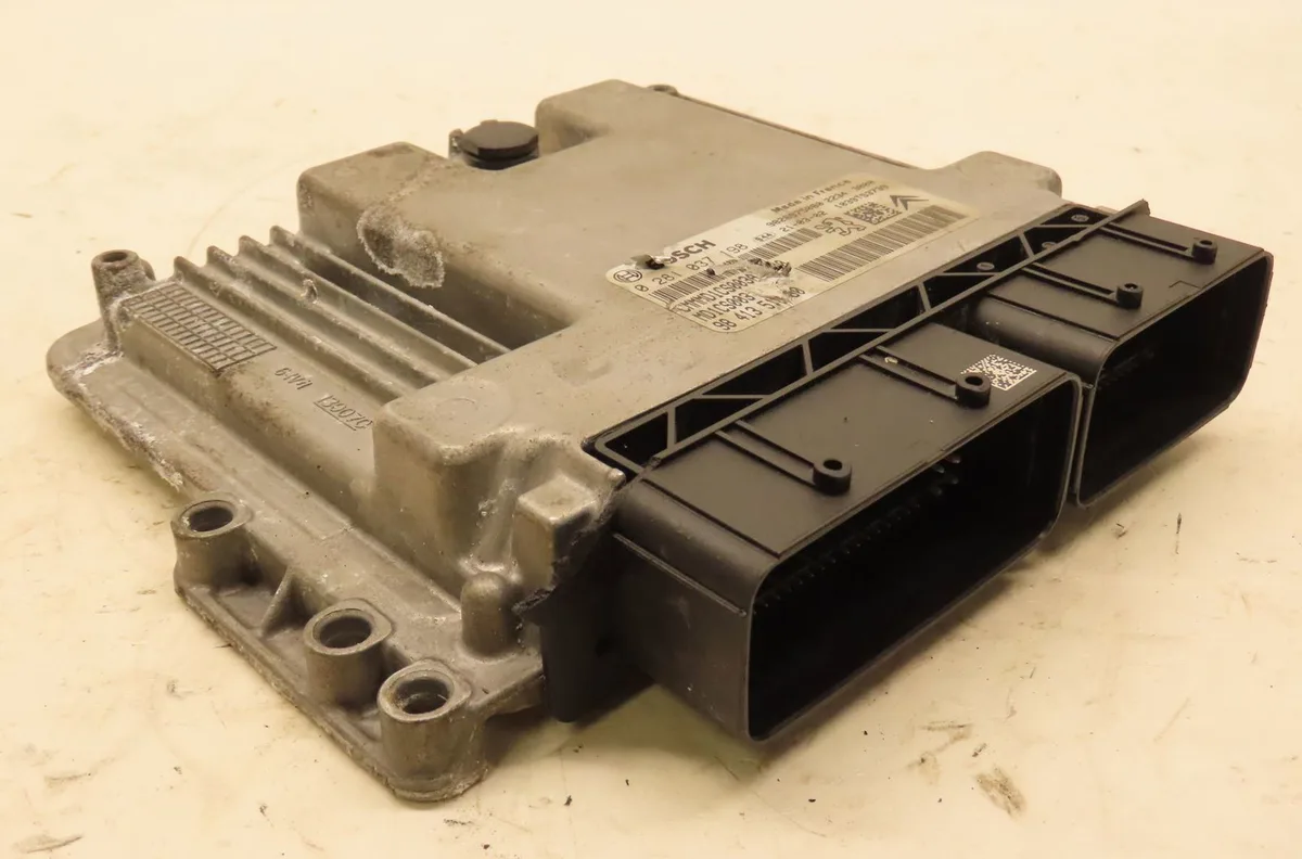 Calculateur moteur Peugeot 208 II (UB_, UP_, UW_, UJ_) 1.5 bluehdi 100 (2019) occasion