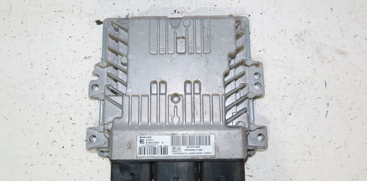 Calculateur moteur Peugeot 3008 Monospace (0U_) 1.6 hdi (2009-2016) 5 portes occasion