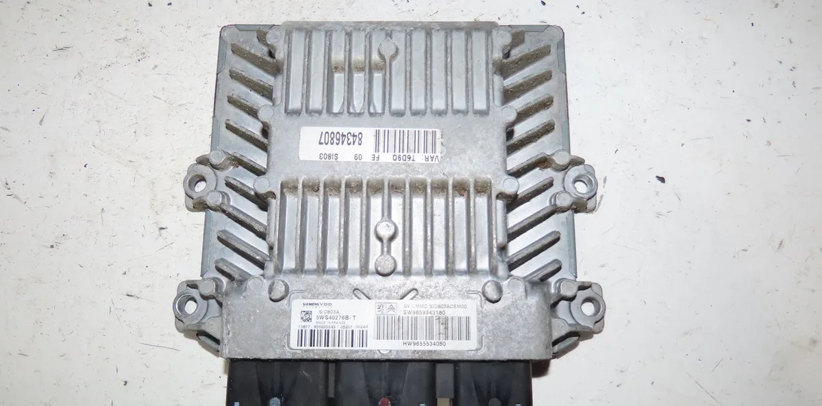 Calculateur moteur Peugeot 307 CC (3B) 2.0 hdi 135 (2005-2009) occasion