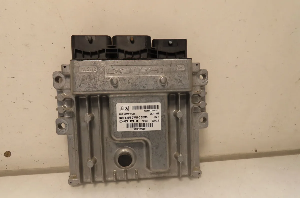 Calculateur moteur Peugeot 308 CC (4B_) 2.0 hdi (2009-2012) occasion
