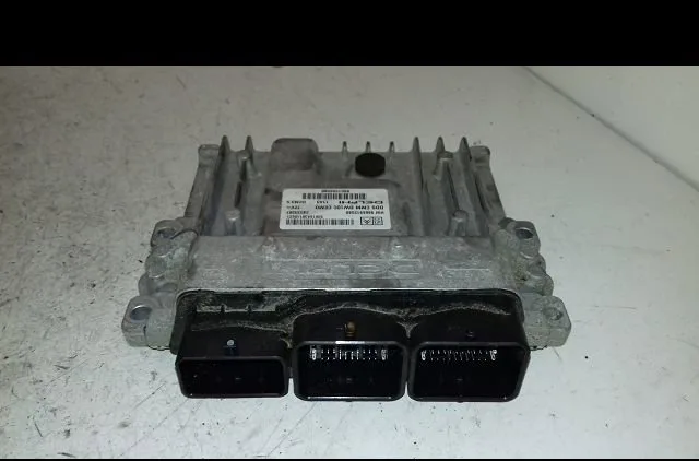 Calculateur moteur Peugeot 5008 (0U_, 0E_) 2.0 hdi 150 - bluehdi 150 (2009-2017) 5 portes occasion