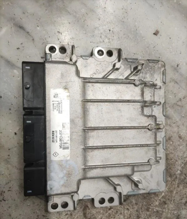 Calculateur moteur RENAULT CAPTUR 1 PHASE 2 occasion