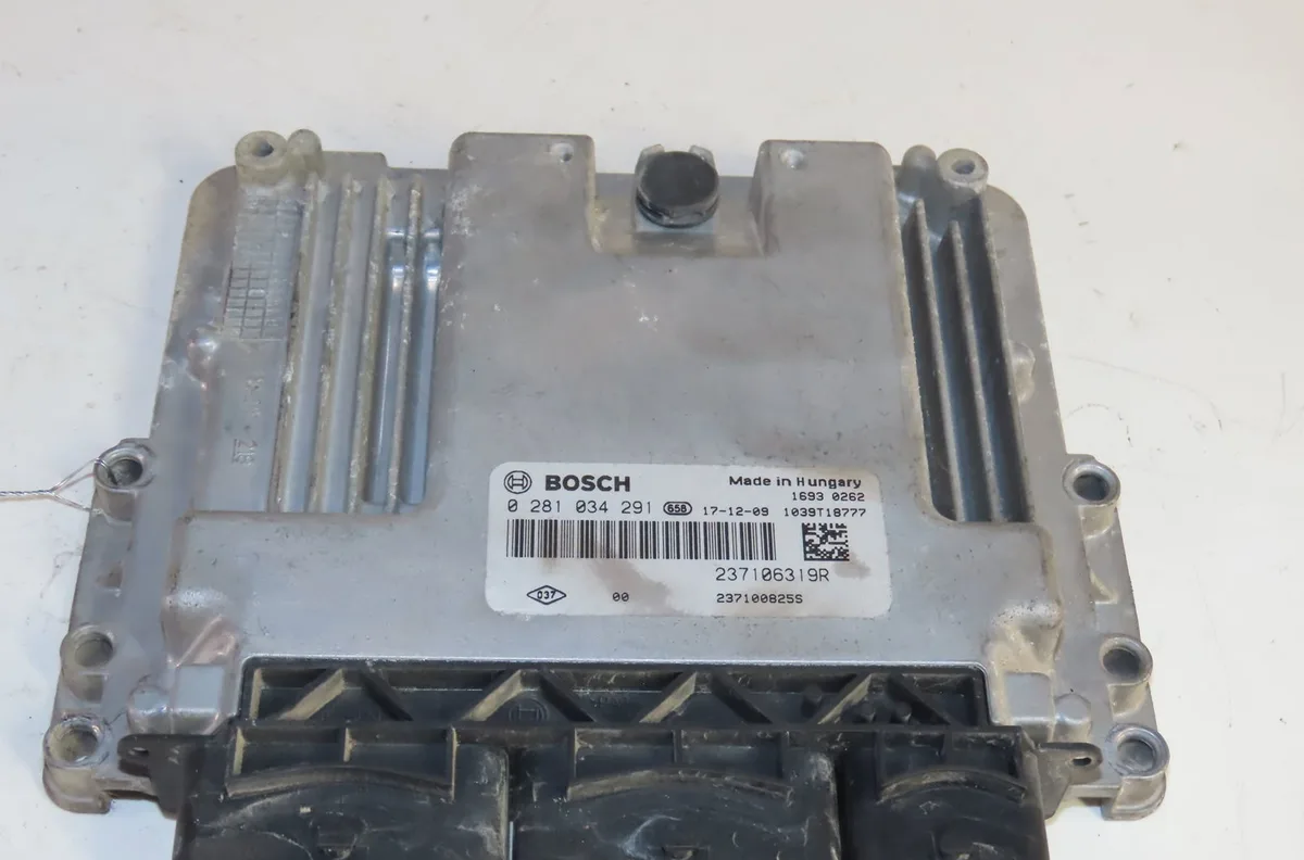 Calculateur moteur Renault CAPTUR I (J5_, H5_) 1.5 dci 90 (2013) 5 portes occasion