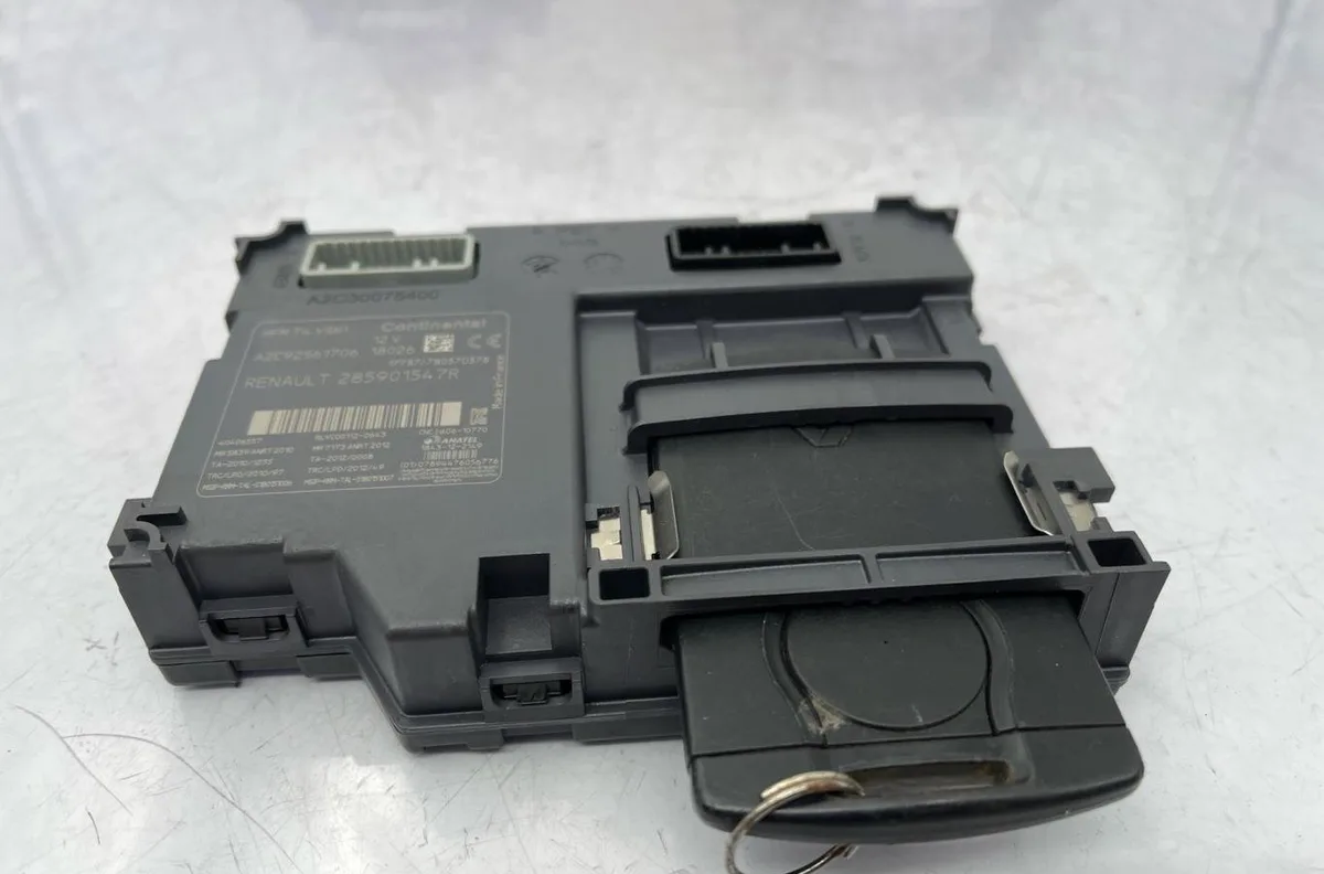 Calculateur moteur RENAULT CLIO 4 PHASE 2 occasion