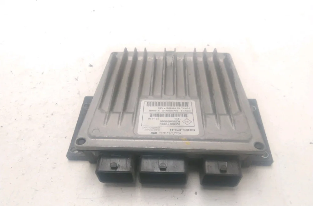 Calculateur moteur Renault CLIO III Grandtour (KR0-1_) 1.5 dci (kr0f) (2007-2012) 5 portes occasion
