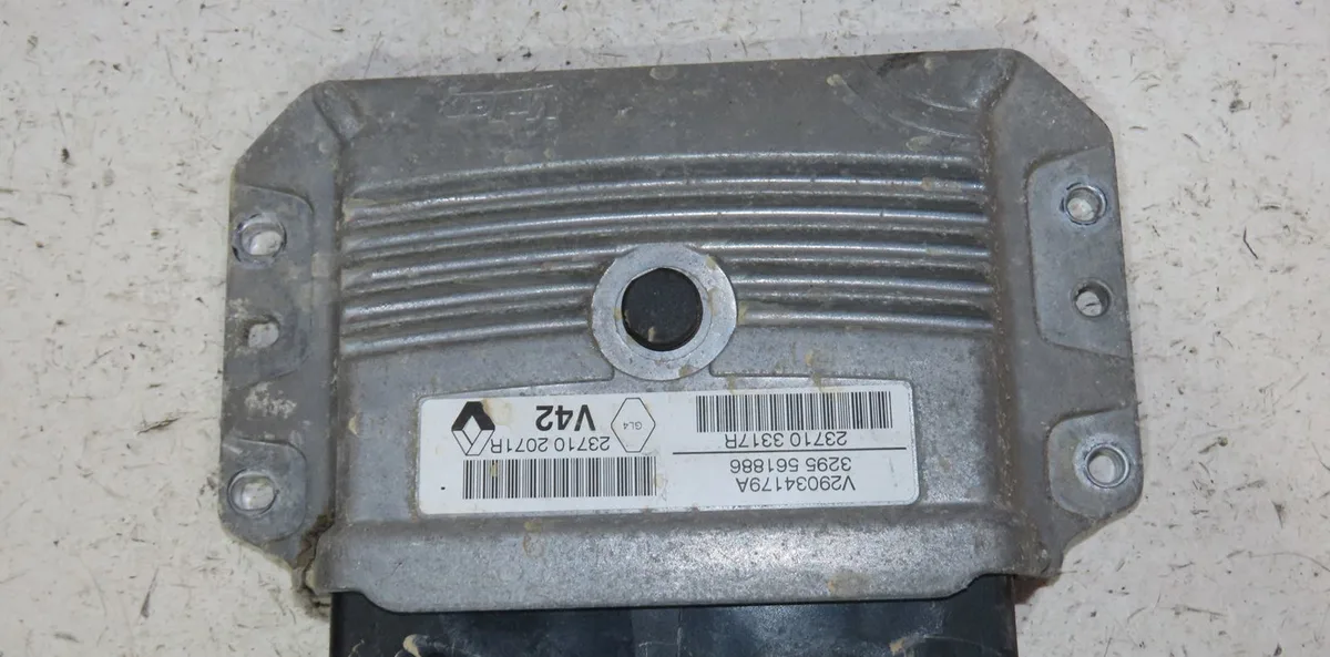 Calculateur moteur Renault CLIO IV (BH_) 1.2 16v (2012) occasion