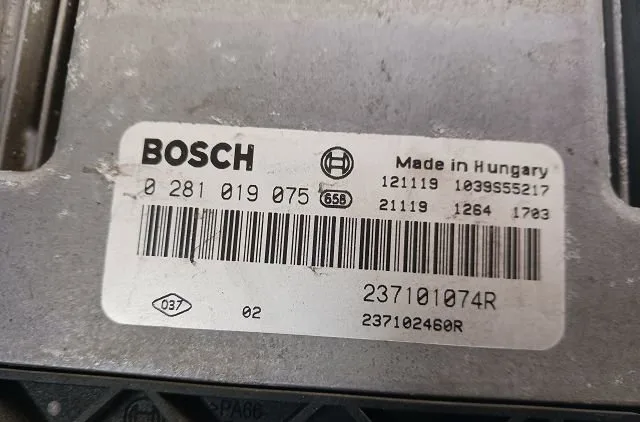 Calculateur moteur Renault GRAND SCÉNIC III (JZ0-1_) 1.6 dci (jz00, jz12) (2011) 5 portes occasion