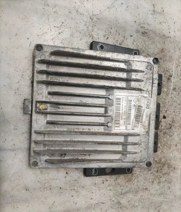 Calculateur moteur RENAULT KANGOO 2 PHASE 1 occasion — photo 4