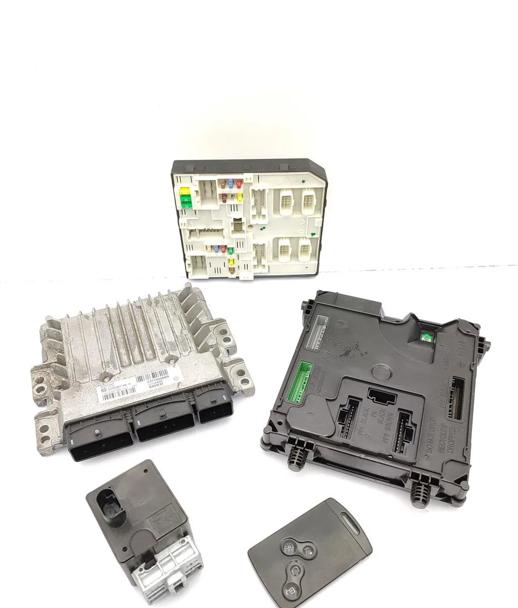 Calculateur moteur RENAULT LAGUNA 3 PHASE 2 occasion