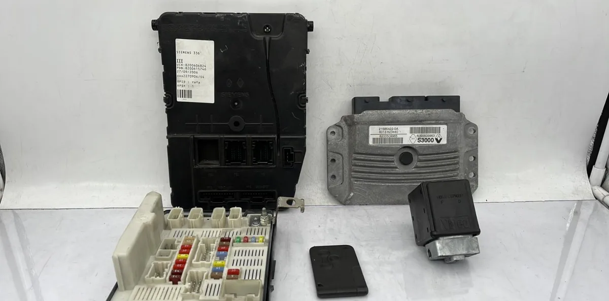 Calculateur moteur RENAULT MEGANE 2 PHASE 2 occasion