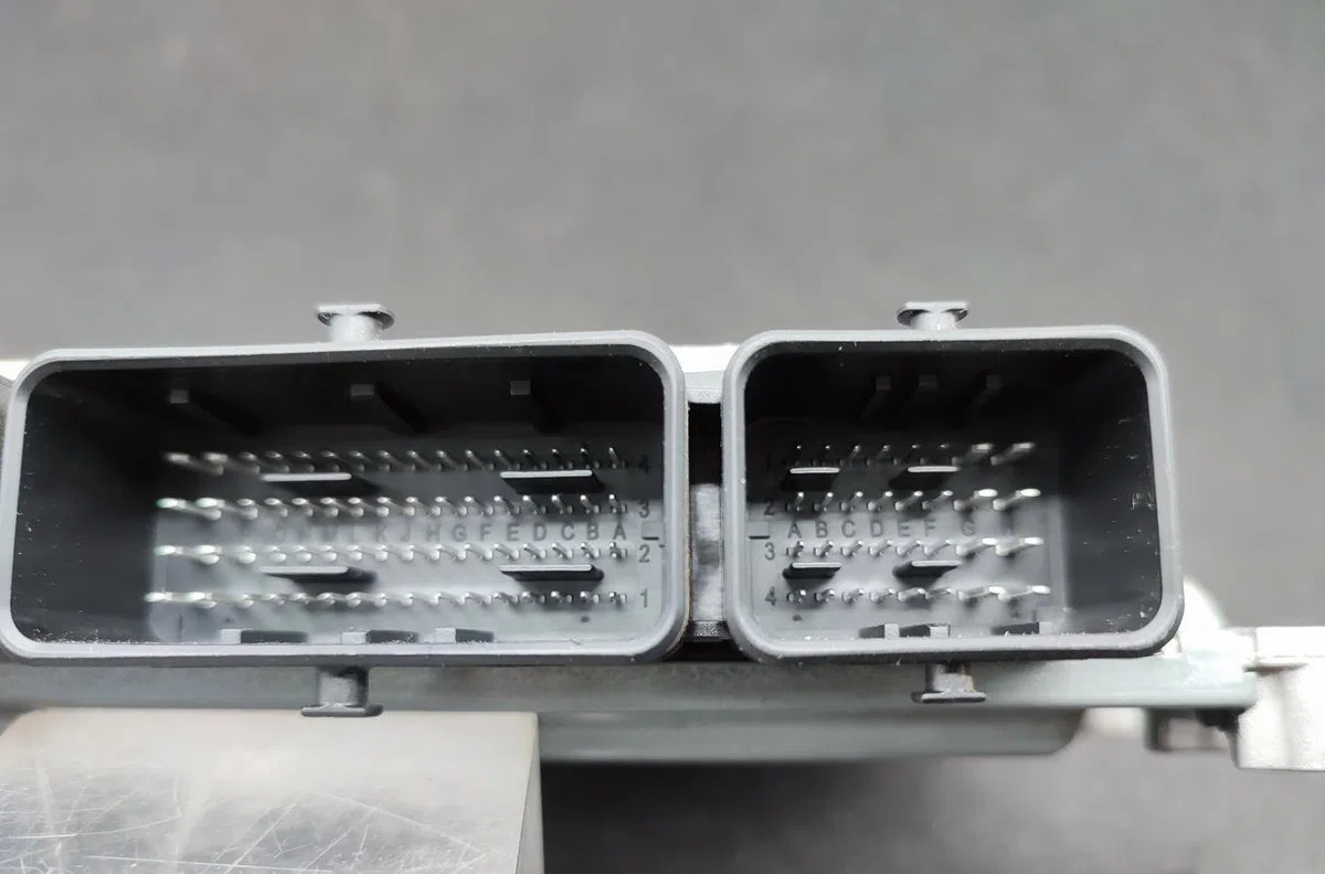 Calculateur moteur RENAULT MEGANE 4 PHASE 1 occasion