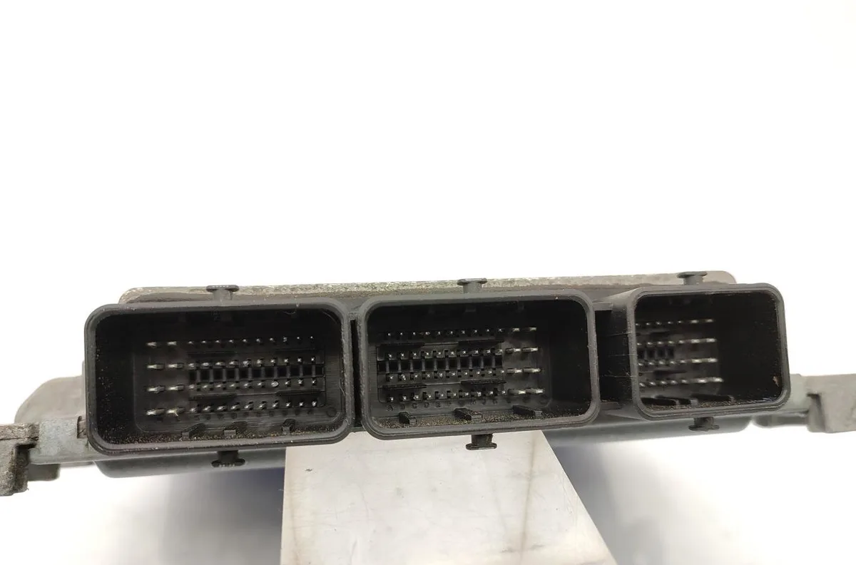 Calculateur moteur RENAULT SCENIC 2 PHASE 2 occasion