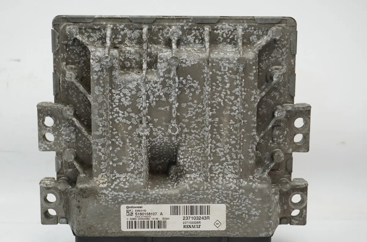 Calculateur moteur Renault SCÉNIC III (JZ0-1_) 1.2 tce (jz16) (2013) occasion