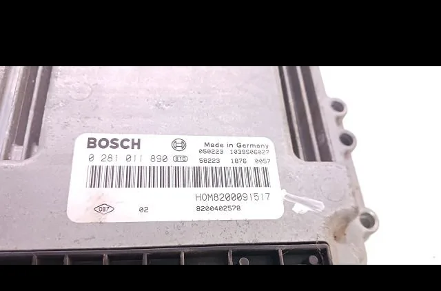 Calculateur moteur Renault TRAFIC II Autobus-Autocar (JL) 2.5 dci 135 (jl0d) (2003-2006) occasion