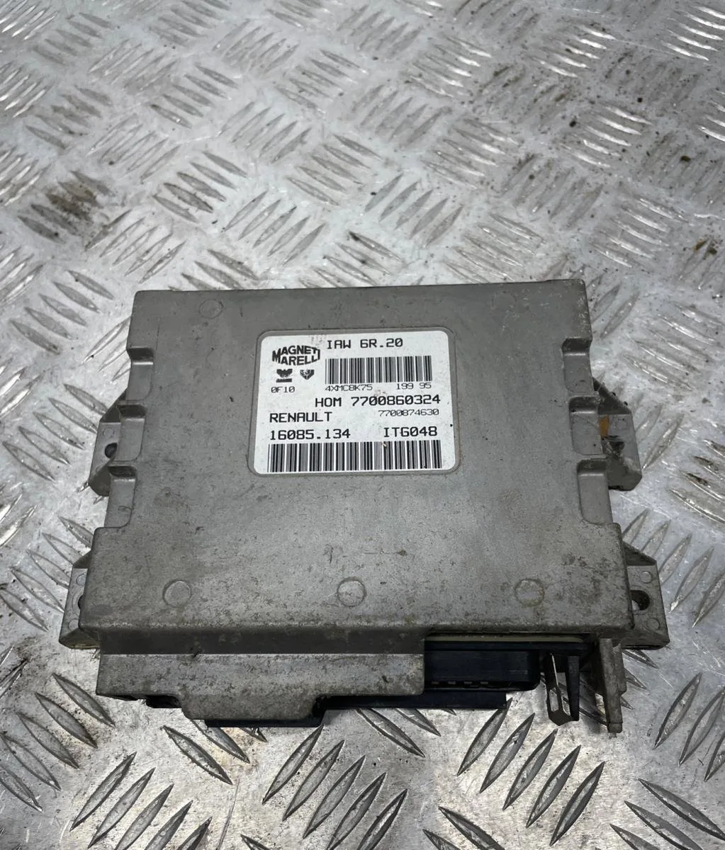 Calculateur moteur RENAULT TWINGO 1 PHASE 1 occasion