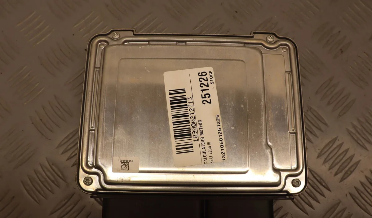 Calculateur moteur Seat LEON ST (5F8) 1.0 tsi (2015-2020) occasion