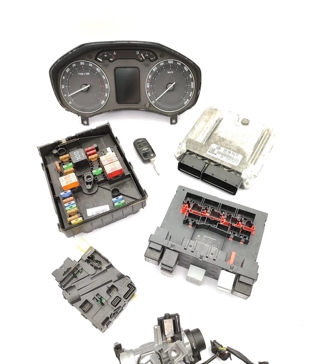 Calculateur moteur SKODA OCTAVIA 2 PHASE 1 occasion