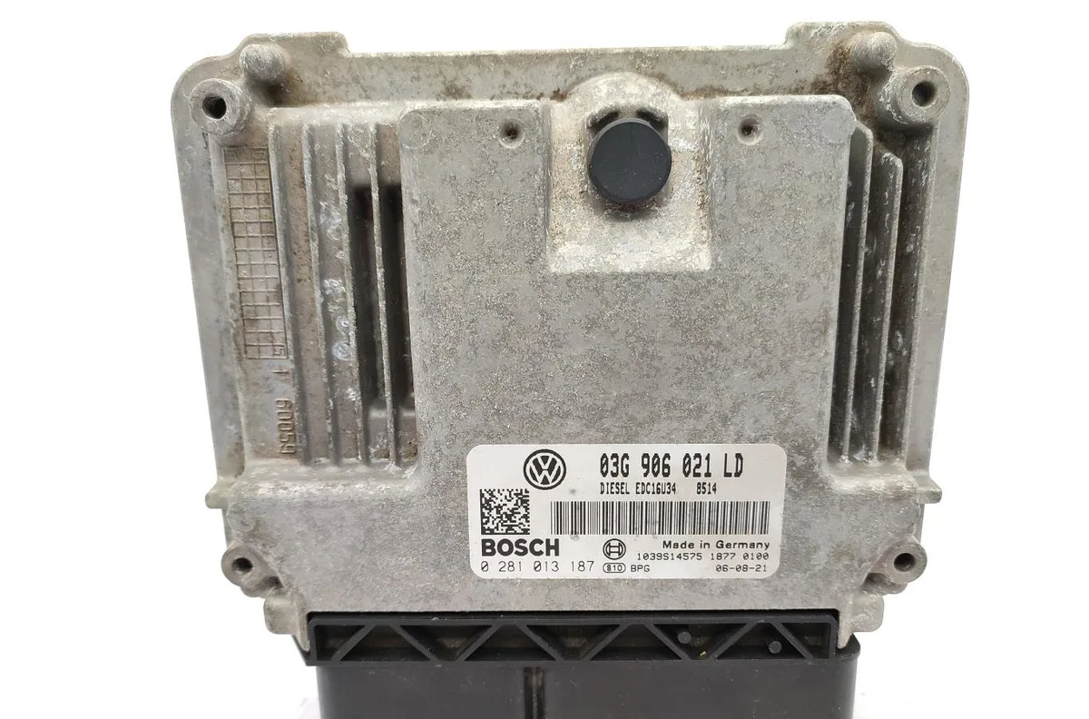 Calculateur moteur SKODA OCTAVIA 2 PHASE 1 occasion
