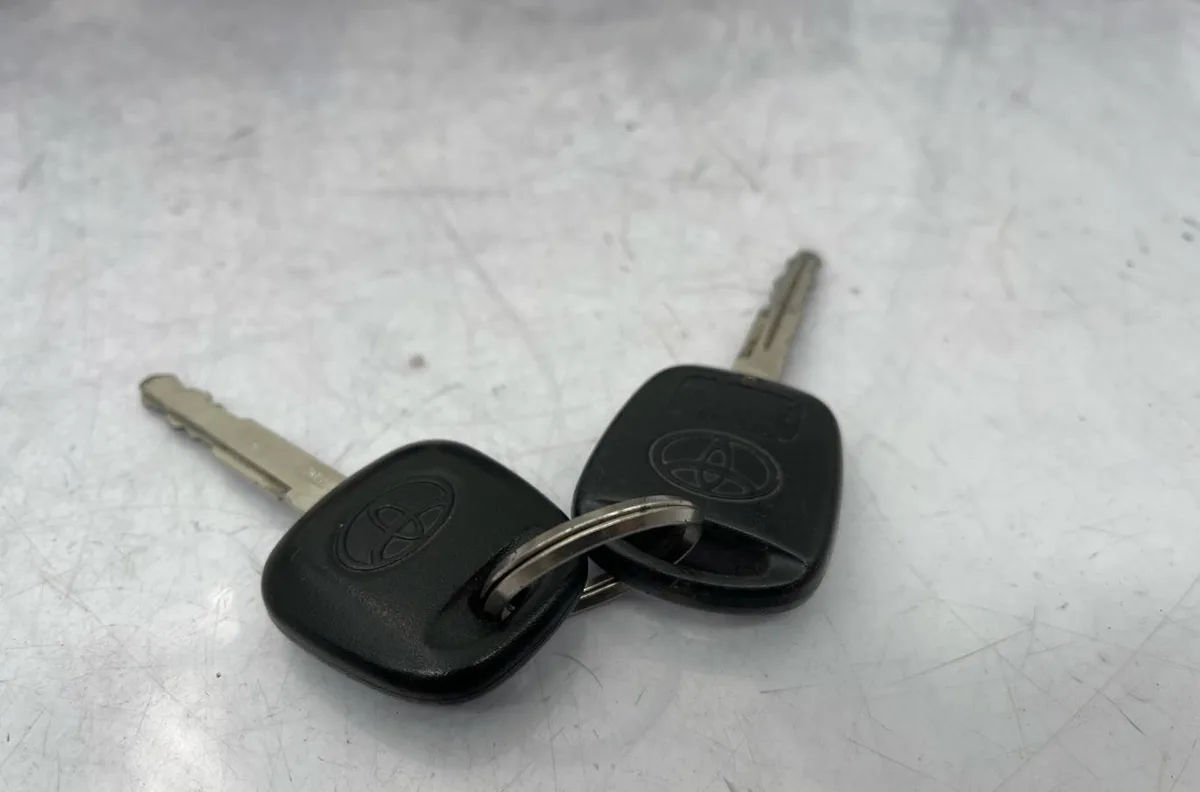 Calculateur moteur TOYOTA YARIS 2 PHASE 2 occasion