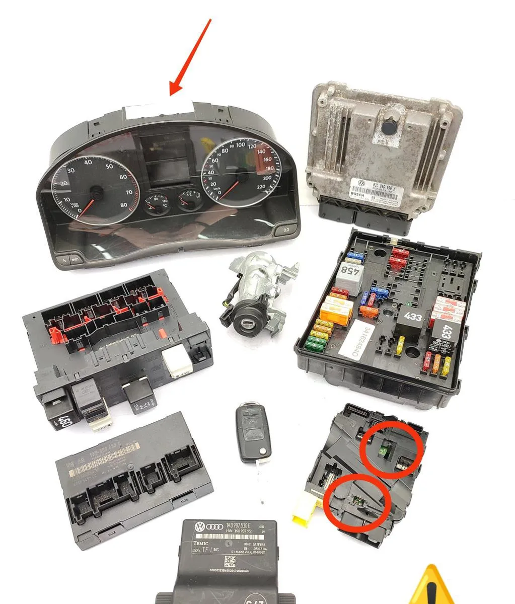 Calculateur moteur VOLKSWAGEN GOLF 5 occasion