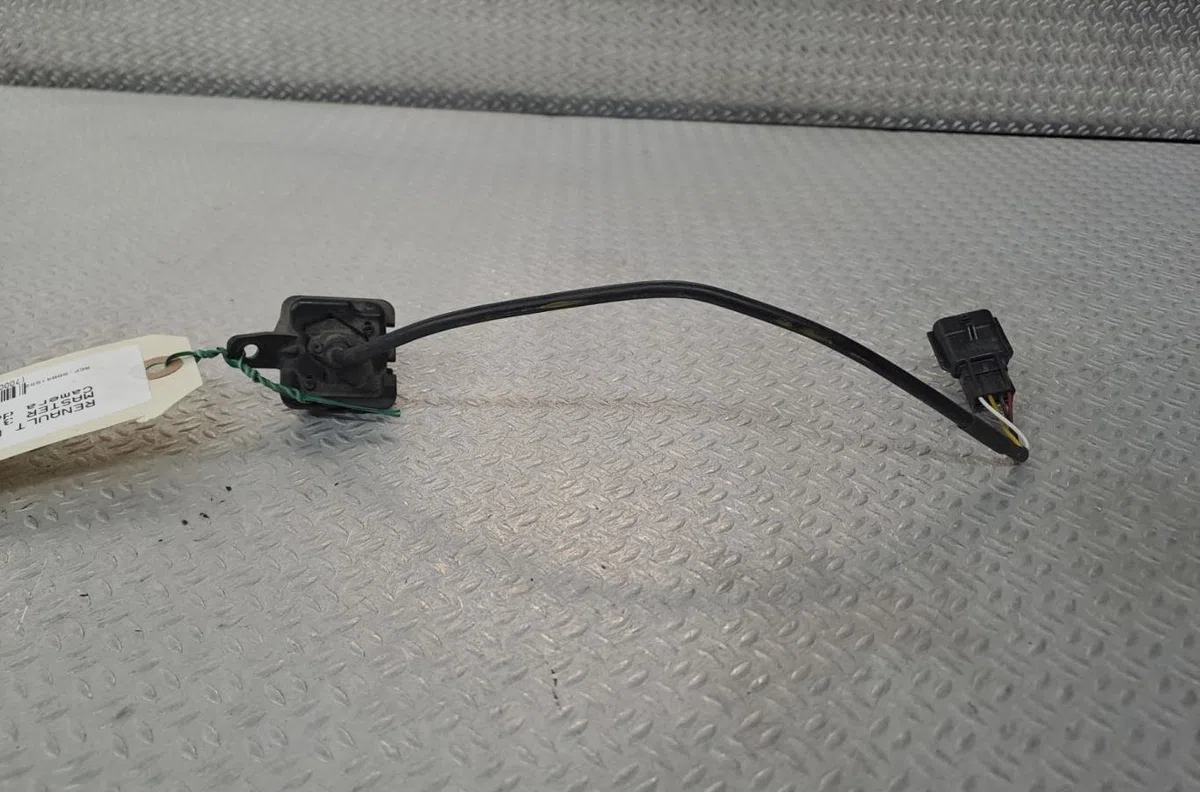 Camera de stationnement ar Renault MASTER III Camionnette (FV) 2.3 dci 165 rwd (fv0p, fv0u, fv10, fv12) (2014) occasion — photo 4