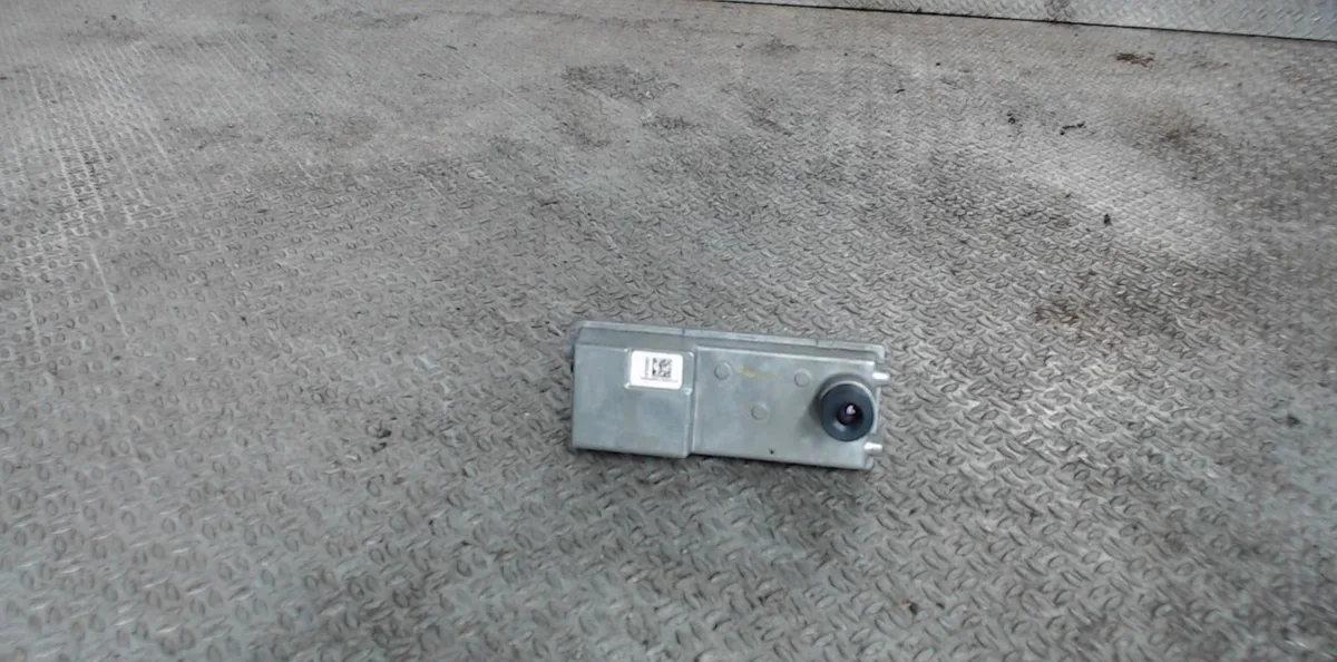 Camera de stationnement av Renault MEGANE IV 3-5 portes (B9A-M-N_) 1.5 dci 110 (b9a3) (2015) occasion