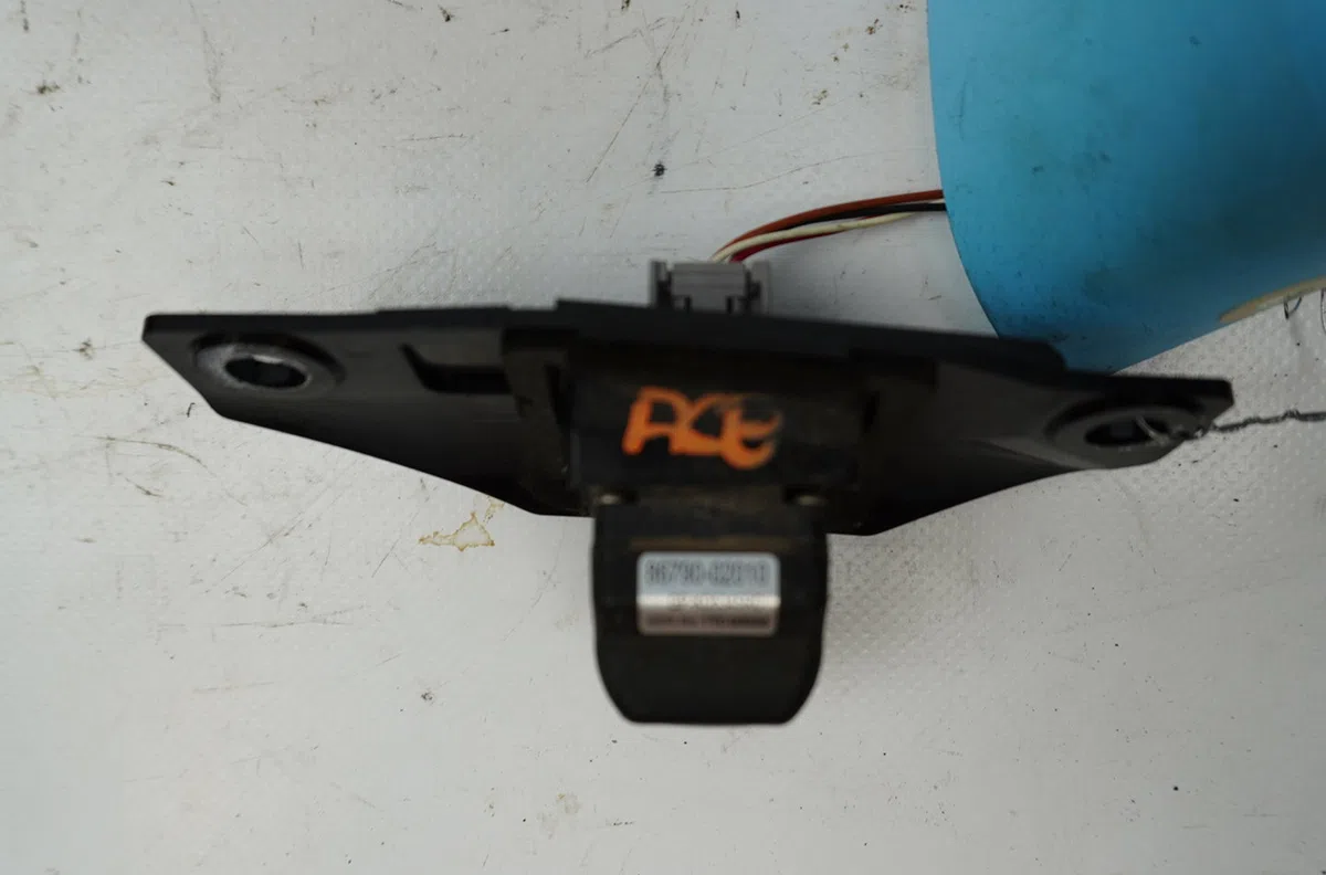 Camera de stationnement av Toyota AURIS (_E15_) 1.4 d-4d (nde150_) (2007-2012) 3 portes occasion