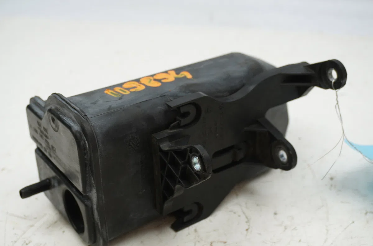 Canister  Audi TT Roadster (8J9) 2.0 tfsi (2010-2014) occasion — photo 3