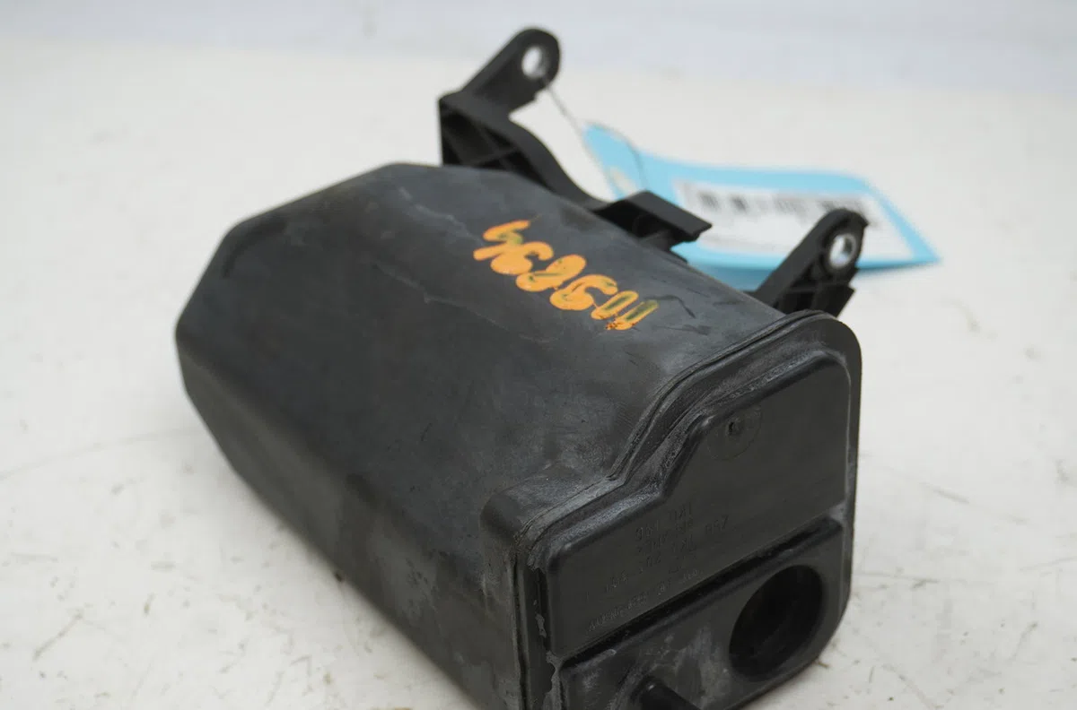 Canister  Audi TT Roadster (8J9) 2.0 tfsi (2010-2014) occasion — photo 4
