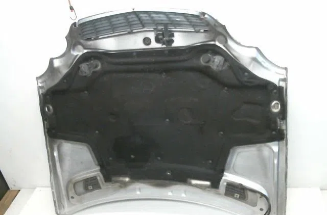 Capot Mercedes-benz CLASSE C (W203) C 220 cdi (203.006) (2000-2007) 4 portes occasion