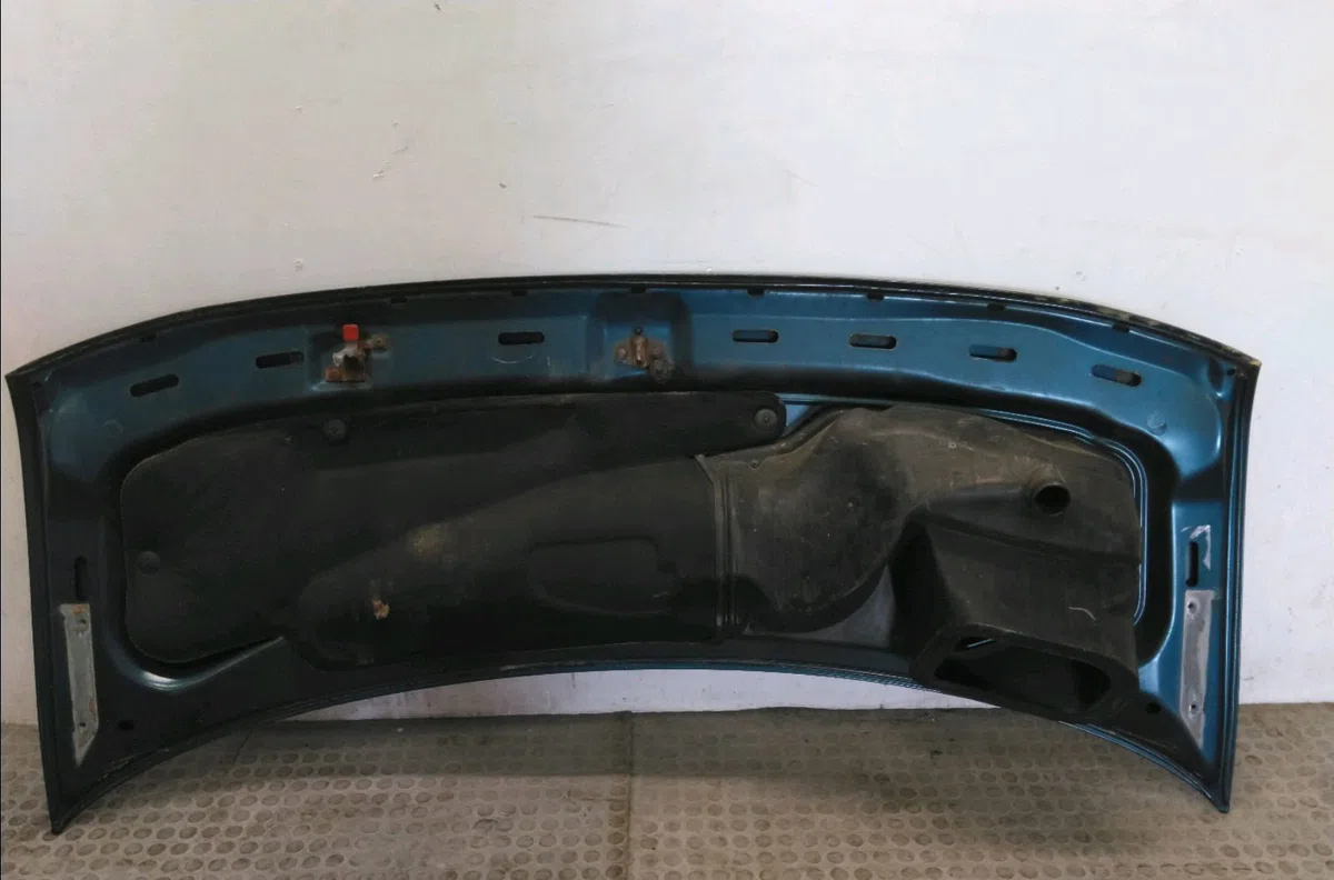 Capot Mercedes-benz CLASSE V (638-2) V 280 (638.244, 638.294) (1997-2003) occasion