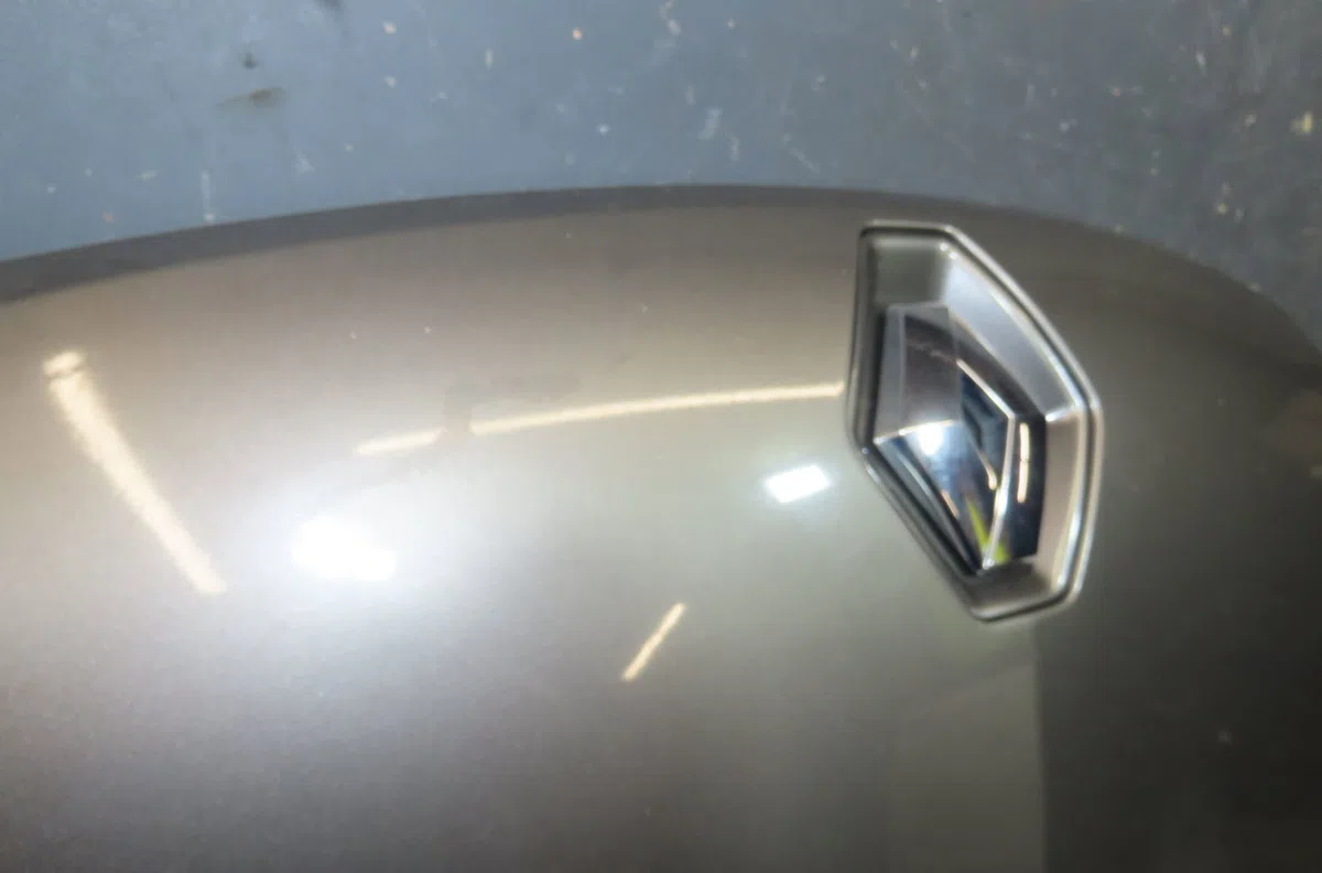 Capot Renault LAGUNA III (BT0-1) 2.0 dci (bt07, bt0j, bt14, bt1a, bt1s) (2007-2015) 5 portes occasion