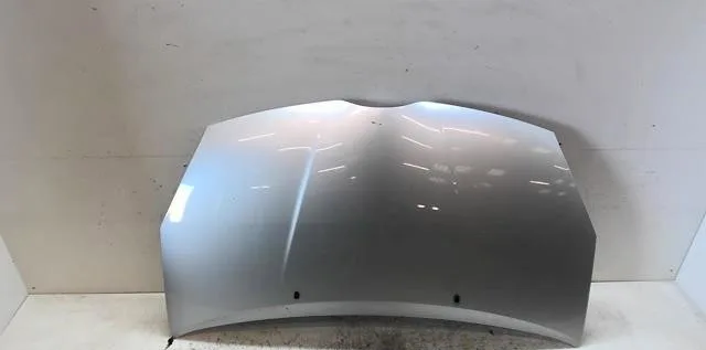 Capot Toyota COROLLA Verso (ZER_, ZZE12_, R1_) 1.6 (znr10_) (2004-2009) occasion