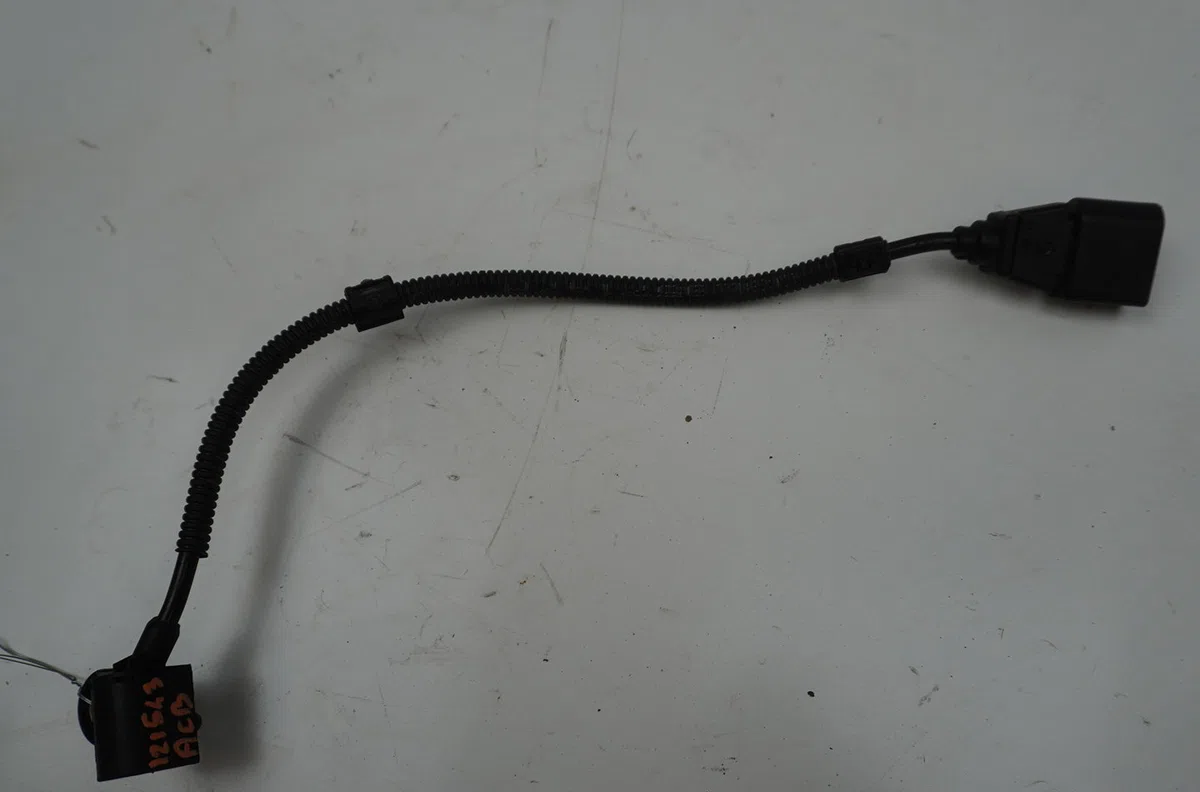 Capteur arbre a cames Volkswagen POLO V (6R1, 6C1) 1.6 tdi (2009) 5 portes occasion — photo 3