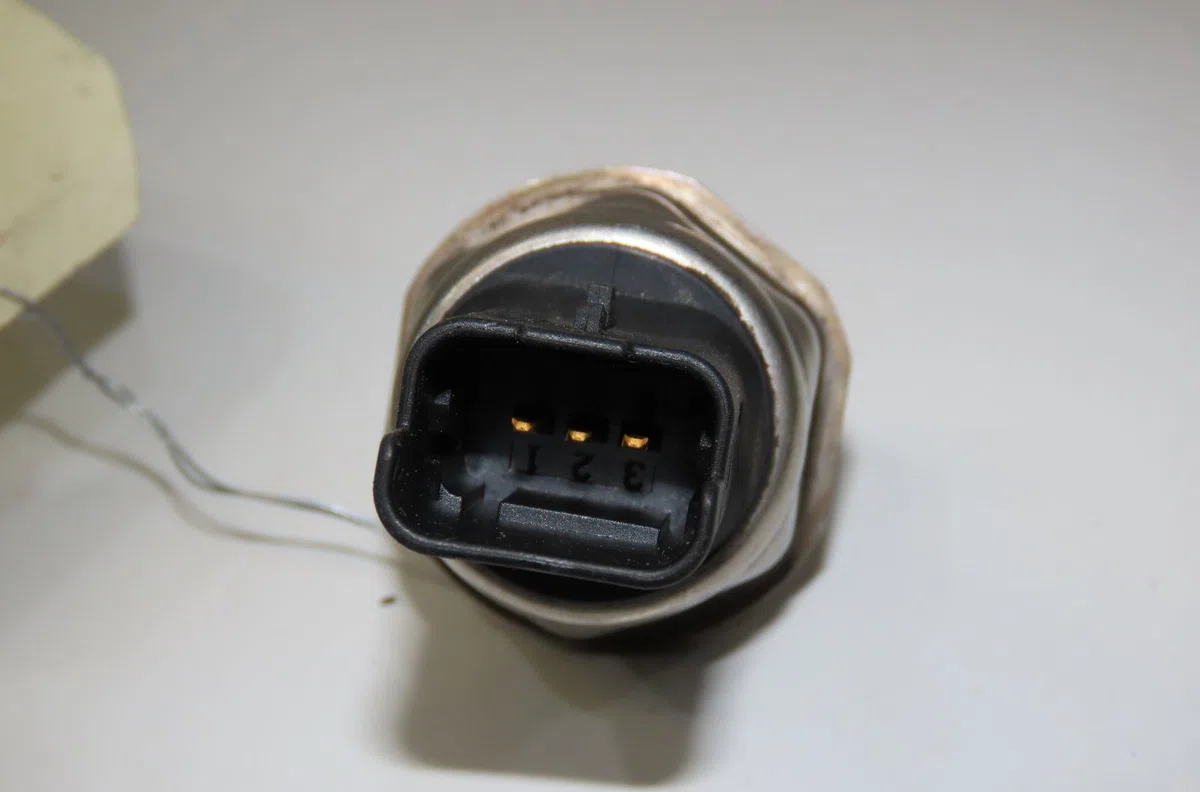 Capteur pression rampe  Peugeot 207-207 (WA_, WC_) 1.6 hdi (2006-2013) 5 portes occasion