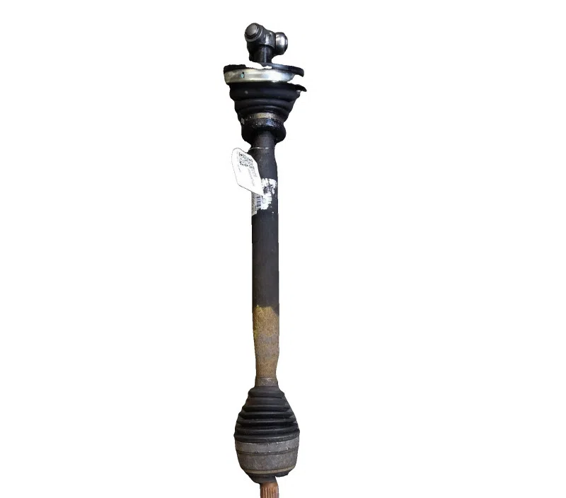 CARDAN AVANT GAUCHE DACIA SANDERO 8200985010