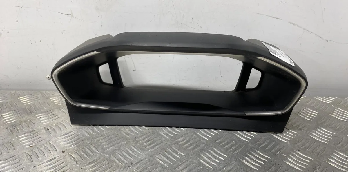 Casquette supérieure tableau de bord PEUGEOT 208 2 occasion