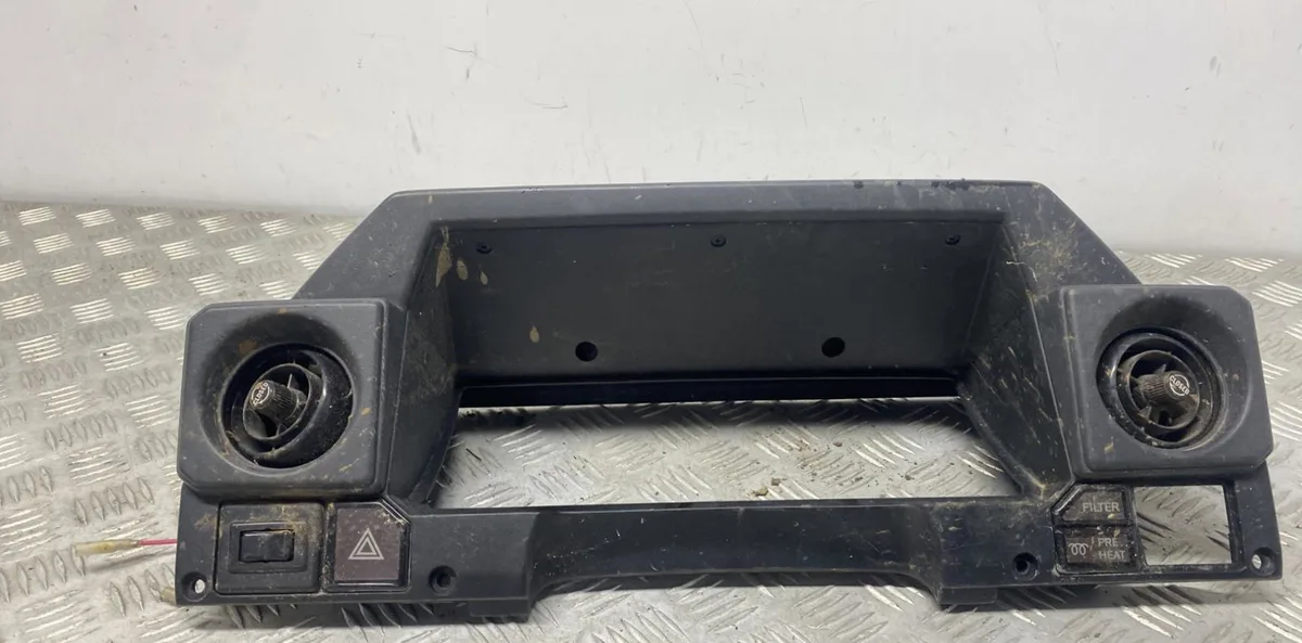 Casquette supérieure tableau de bord TOYOTA LAND CRUISER 2 J70 PHASE 1 occasion