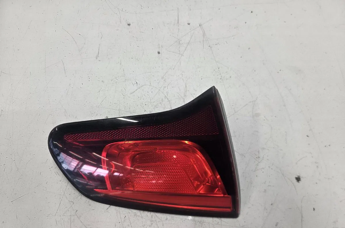 Catadioptre arg CITROEN C3 2 PHASE 1 occasion — photo 2