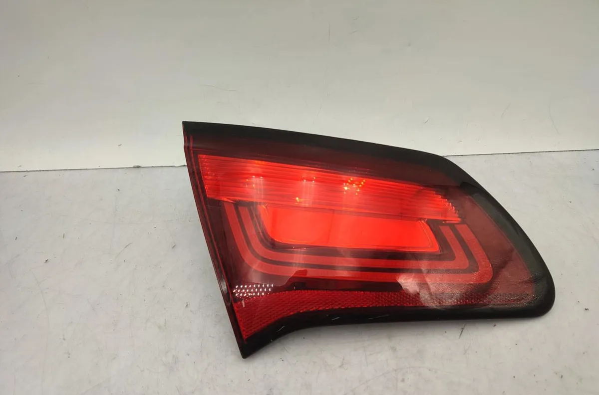 Catadioptre arg CITROEN C4 2 PHASE 1 occasion