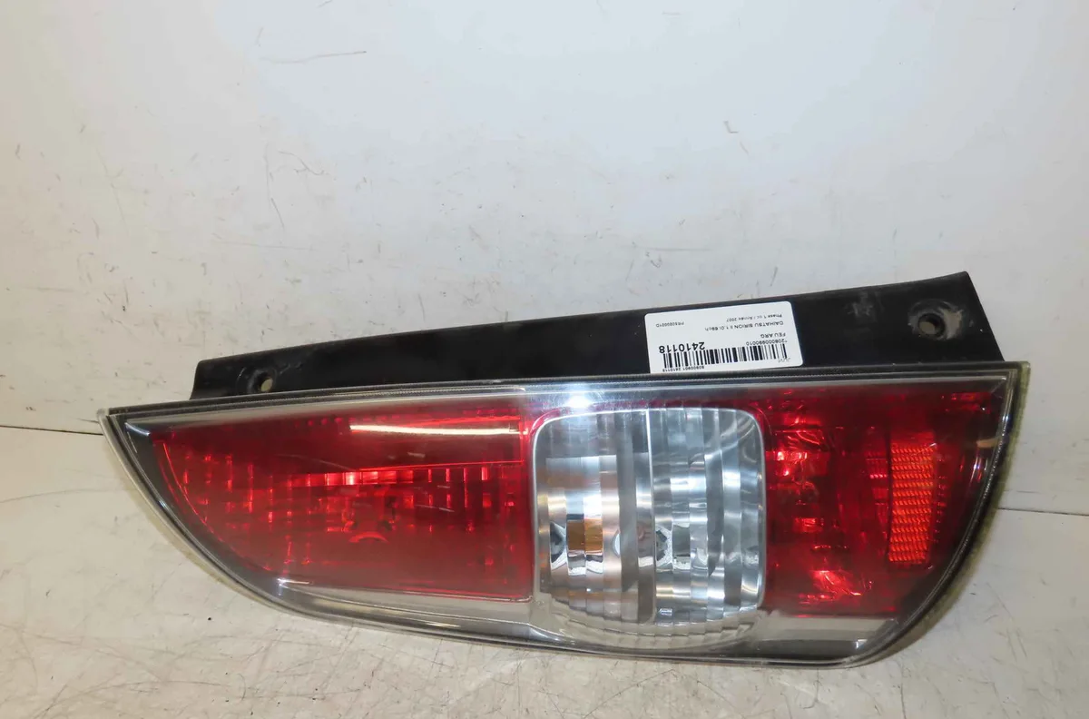 Catadioptre arg DAIHATSU SIRION II occasion