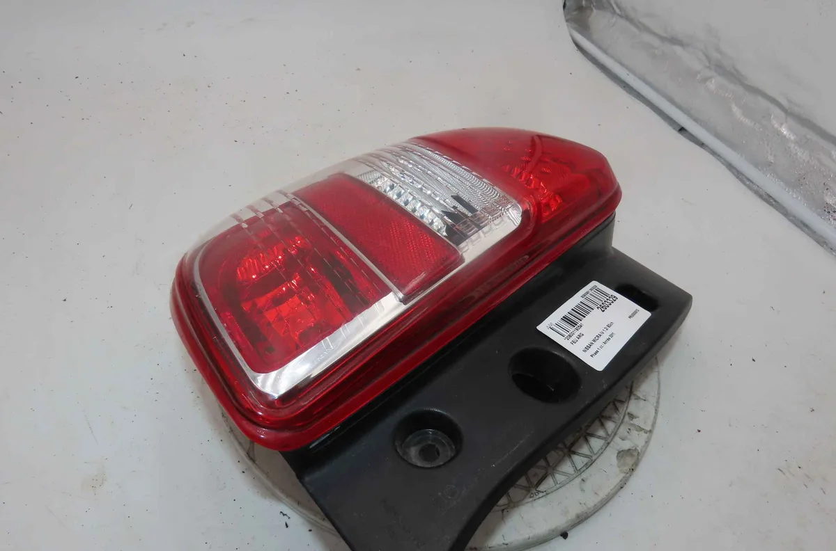 Catadioptre arg NISSAN MICRA IV occasion