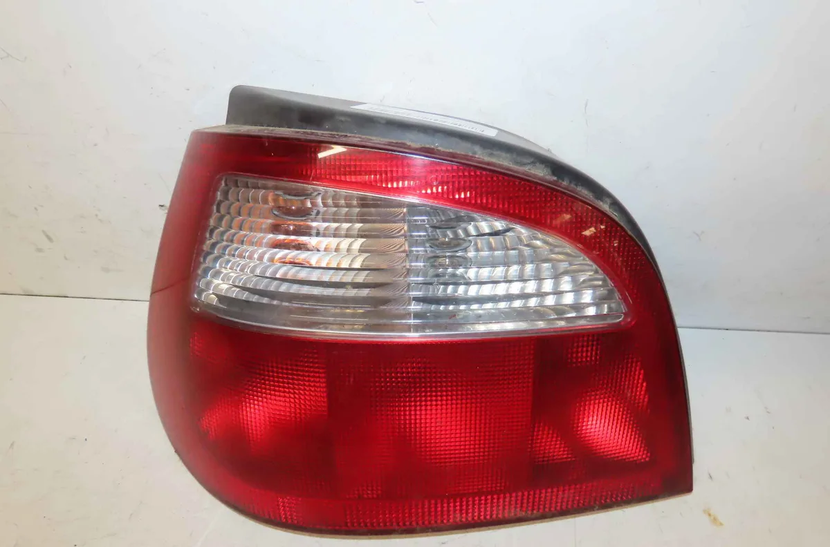 Catadioptre arg RENAULT MEGANE  I occasion