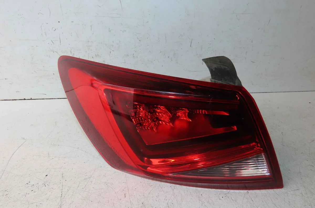 Catadioptre arg SEAT LEON III occasion