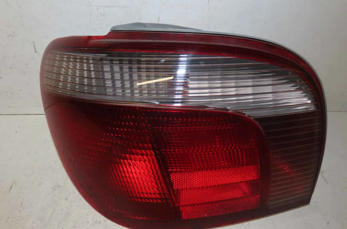 Catadioptre arg TOYOTA YARIS I occasion