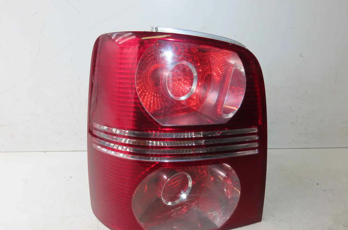 Catadioptre arg VOLKSWAGEN TOURAN I occasion
