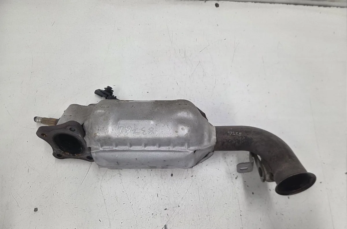 Catalyseur PEUGEOT 208 1 PHASE 2 occasion