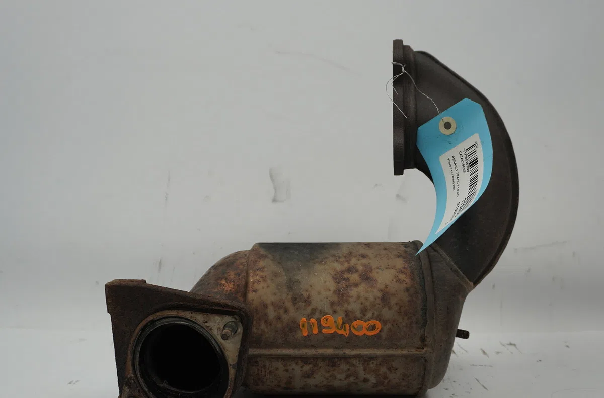 Catalyseur Renault TRAFIC II Camionnette (FL) 1.9 dci 100 (fl0c) (2001-2006) occasion — photo 3